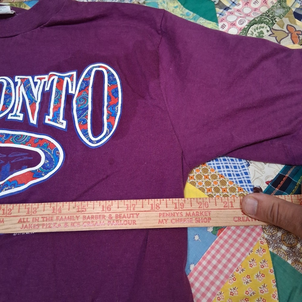 * Vintage 1993 Waves Toronto Canada Tee Shirt Size Medium Purple Single Stitch - Picture 13 of 14